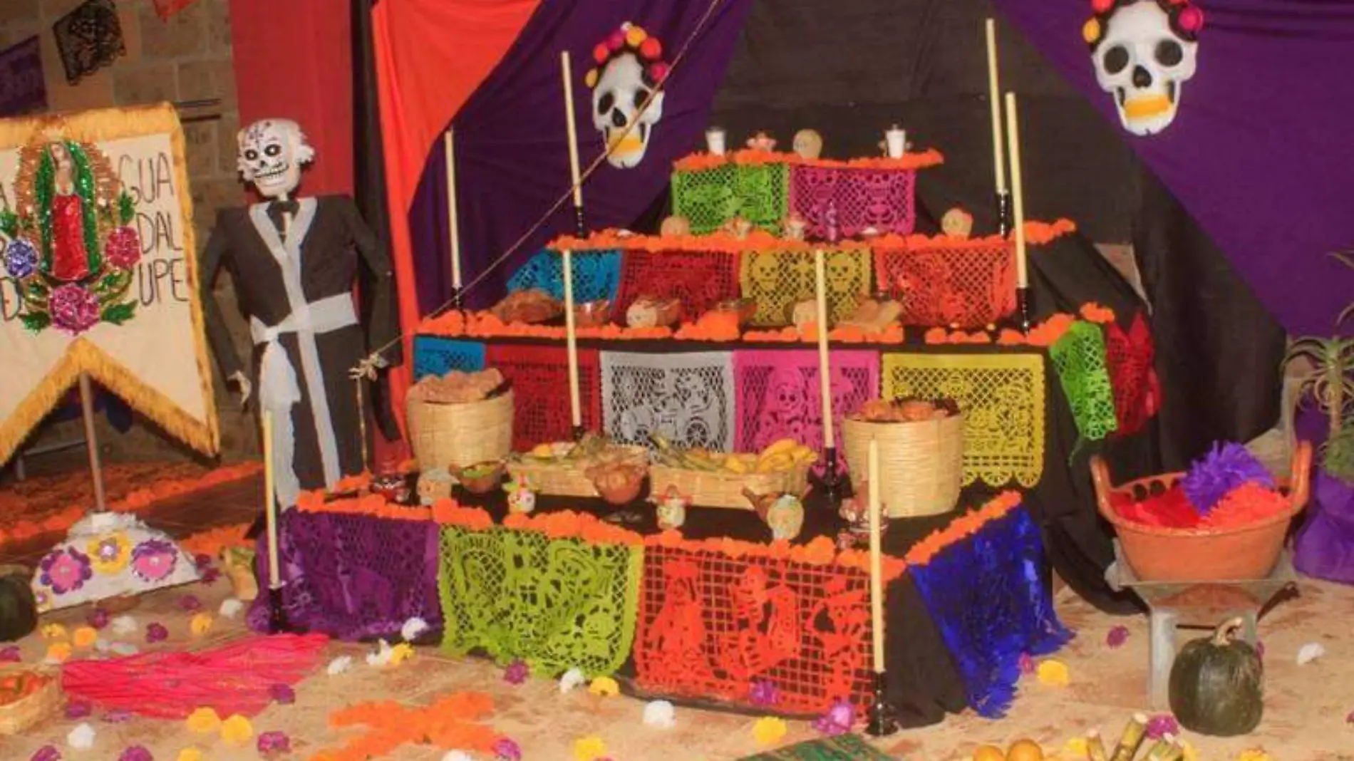 ¿Qué hacer con la comida que se recoge de la ofrenda-